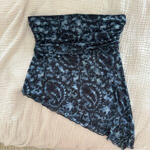 Urban Outfitters Top. Size Small.